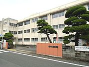 【小学校】苅田町立　南原小学校まで700ｍ