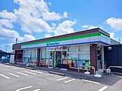 【コンビニエンスストア】ファミリーマート　富士厚原店まで200ｍ