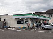 【コンビニエンスストア】ファミリーマート轟公園入口店まで450ｍ