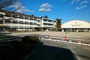 【小学校】三蔵子小学校まで710ｍ