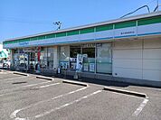 【コンビニエンスストア】ファミリーマート泉大津虫取店まで290ｍ