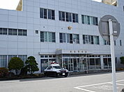 【警察】氷見警察署まで950ｍ