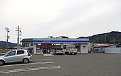 【コンビニエンスストア】ローソン紀伊内原駅前店様まで1300ｍ