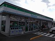 【コンビニエンスストア】ファミリーマート 津乃峰店さんまで450ｍ