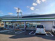 【コンビニエンスストア】ファミリーマート土居インター店まで919ｍ