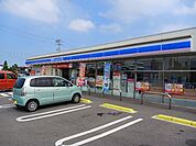 【コンビニエンスストア】ローソン新居浜駅南店まで650ｍ
