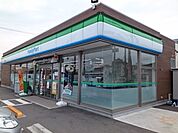 【コンビニエンスストア】ファミリーマート伊予下吾川店様まで850ｍ