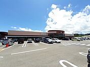 【スーパー】サニーマート 四万十店まで1000ｍ