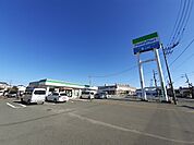 【コンビニエンスストア】ファミリーマート 土佐高岡店まで1000ｍ