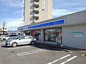 【コンビニエンスストア】ローソン琴平町榎井店まで1100ｍ