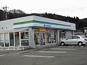 【コンビニエンスストア】ファミリーマート 岡谷湊湖畔店まで700ｍ