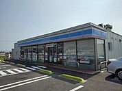 【コンビニエンスストア】ローソン丸亀柞原町店まで550ｍ