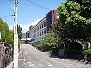 【小学校】三豊市立上高瀬小学校まで850ｍ