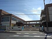 【小学校】まんのう町立四条小学校 様まで430ｍ