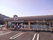 【コンビニエンスストア】セブンイレブン善通寺吉原町店まで1600ｍ