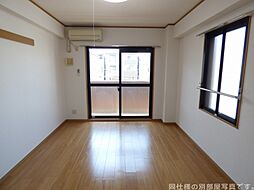 プラティーク・アビテ 412 4階ワンルームのリビング/ダイニング