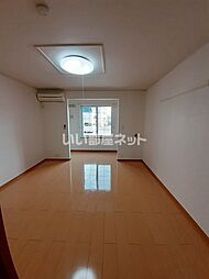 ラヴィッサン・ボヌール 103 1階1Kのリビング/ダイニング