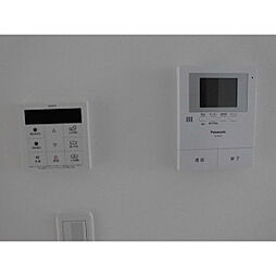 ルミエール下長 102 1階1LDKのリビング/ダイニング