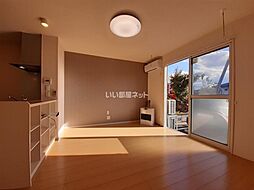 ラフィーネ東城北 105 1階1LDKのリビング/ダイニング