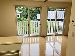 ソレイユ女の都 201 2階2DKのリビング/ダイニング