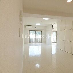 春陽館大野 501 5階2LDKのリビング/ダイニング