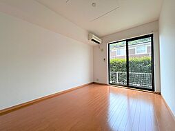 セントポーンズＢ 102 1階2DKのリビング/ダイニング