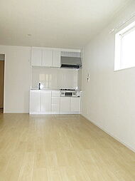 メゾンアルモニーIII 102 1階1LDKのリビング/ダイニング