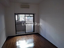 リーガル神戸元町 405 4階ワンルームのリビング/ダイニング