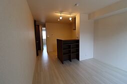 ライフマンションA・B　B 205 2階1LDKのリビング/ダイニング