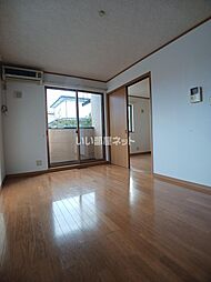 ウィステリア D棟 102 1階1LDKのリビング/ダイニング