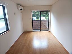 ラ・ベレッツァIII 102 1階2DKのリビング/ダイニング