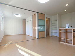 マル・クレール 101 1階2LDKのリビング/ダイニング