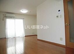 黒髪マンション 102 1階2LDKのリビング/ダイニング