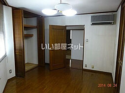 やまぐちビル 301 3階5LDKのリビング/ダイニング