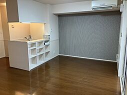 サウザンドサニー　WEST 202 2階2LDKのリビング/ダイニング