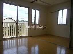 ロイヤルヒルズ　Ａ 203 2階1LDKのリビング/ダイニング