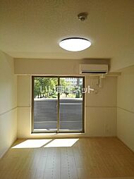 パークサイド・フィオーレ 303 3階2LDKのリビング/ダイニング