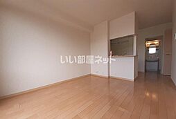 マンダリーナ 202 2階1LDKのリビング/ダイニング