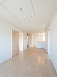 アルカンシェル 105 1階1LDKのリビング/ダイニング