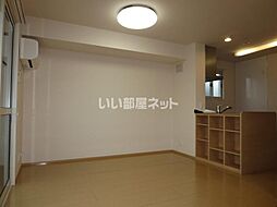 プリマヴェーラ 205 2階2DKのリビング/ダイニング