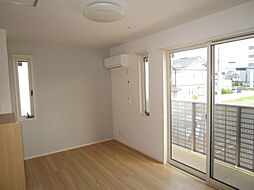 クレセール 201 2階1LDKのリビング/ダイニング