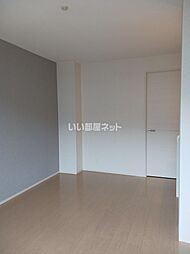 クロカンブッシュ 102 1階1LDKのリビング/ダイニング