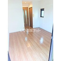 レジデンス司II 102 1階1Kのリビング/ダイニング