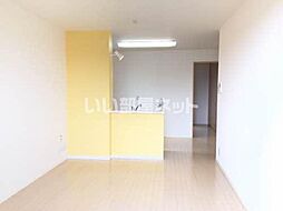 カーサ・エストレヤ 203 2階1LDKのリビング/ダイニング