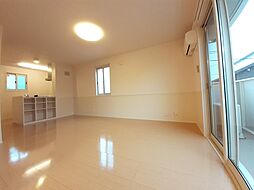 ルミエール 201 2階1LDKのリビング/ダイニング