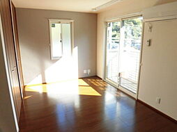 セレッソ 201 2階1LDKのリビング/ダイニング