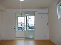 アプローズI 103 1階1Kのリビング/ダイニング