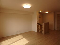 ラヴィベール 105 1階1LDKのリビング/ダイニング