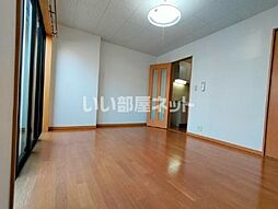 プレステージ　ナカヤマ 102 1階1Kのリビング/ダイニング