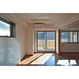 articles 0401 4階1LDKのリビング/ダイニング